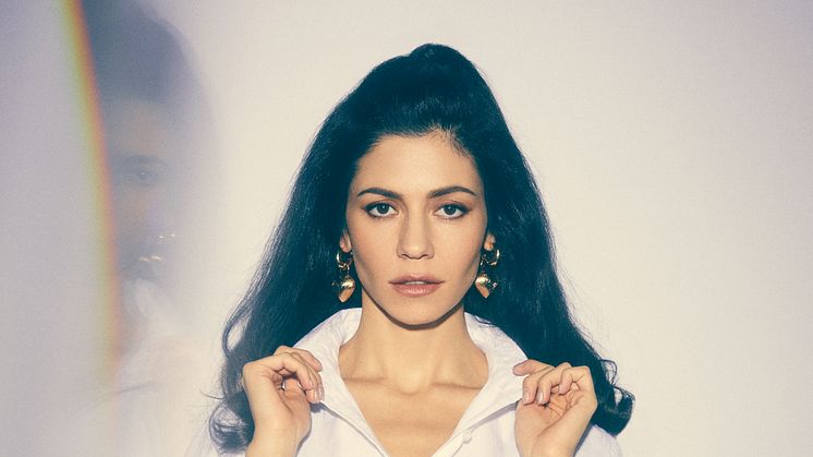 Marina (c) Zoey Grossman