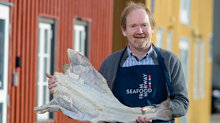 - Desember er den store klippfiskmåneden i Portugal. Da spiser portugiserne 20.000 tonn klippfisk, sier Johnny Thomassen, Sjømatrådets utsending. Foto: Norges sjømatråd