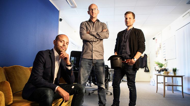 Hatrabbits grundare Andreas Chrysovitsanos och Joakim Svärling med den nya delägaren Karl Magnus Troedsson i mitten. Foto: Jesper Frisk