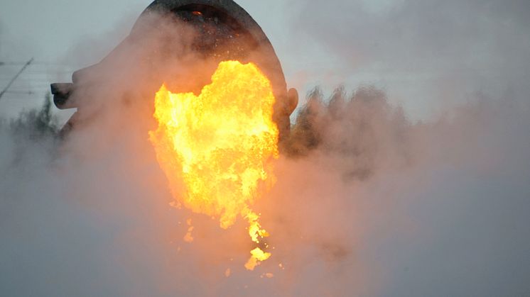 Utsläpp som orsakas av damning från diffusa källor är ett känt problem vid stål- och metallverk. Bilden visar slaggtipp vid stålverk. Foto: Stig-Göran Nilsson.