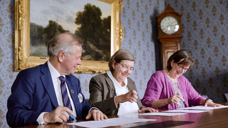 Ole Petter Ottersen, rektor Karolinska Institutet, Astrid Söderbergh Widding, rektor Stockholms universitet och Sigbritt Karlsson, rektor KTH.