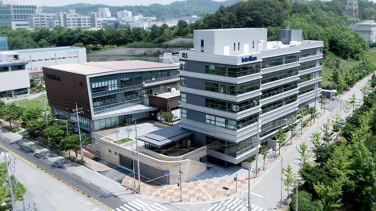 Intellian’s new R&D Center (front right) is built adjacent to the existing Innovation Center, expanding the available space by nearly 80% and boosting both development and production capacity