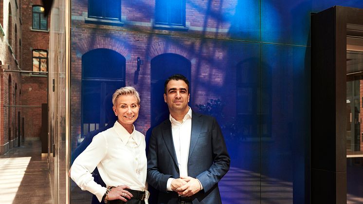 Svensk Fastighetsförmedlings VD Liza Nyberg och Ordna Bolåns VD Hemad Razavi