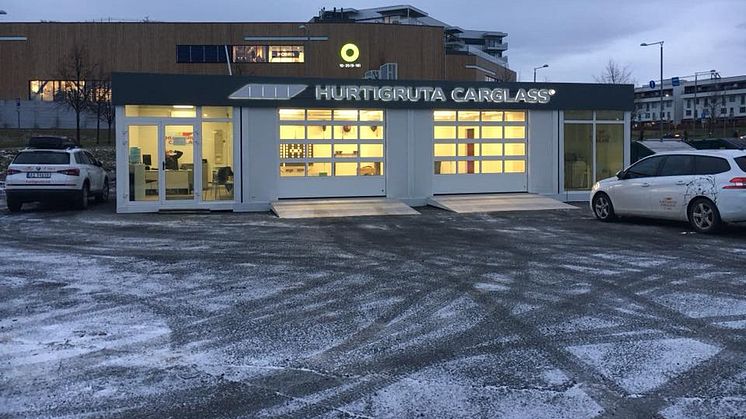 Hurtigruta Carglass mobilavdeling Fornebu
