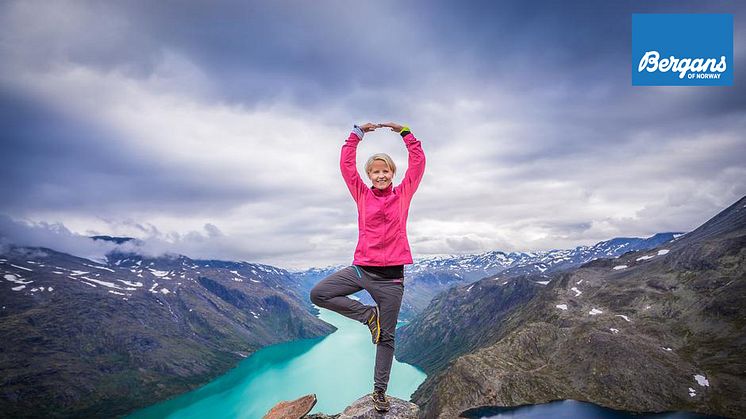 Gjendesheim Turisthytte DNT vil i sommer tilby utleie av Bergans-klær og utstyr. Foto: Kristoffer Mæle Thuestad / Nasjonalparkriket 