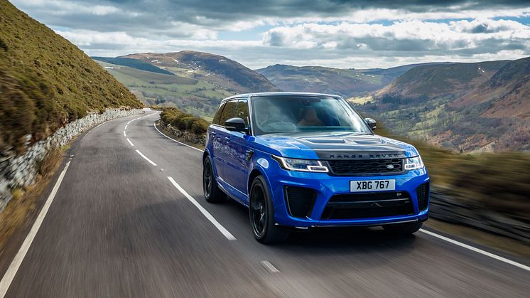 Lanseringen av 550PS Jaguar F-PACE SVR, og Range Rover Velar SVAutobiography Dynamic i 2019, bidrar til det samlede salgstallet.