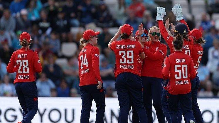 England Women open IT20 series with win over New Zealand