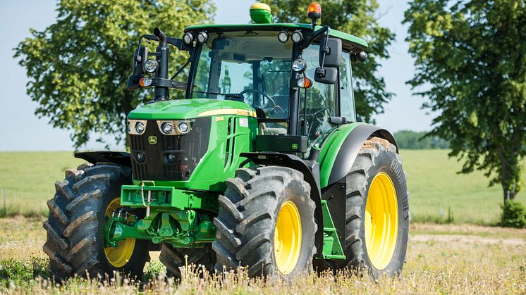 Partnerskap med John Deere: Continental mottar OE-godkjenning for landbruksdekk