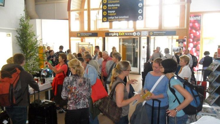 Tyska turister välkomnas till Jönköping Airport