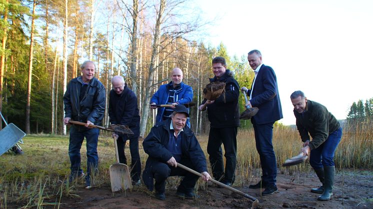 Badplatsen i Helgbo rustas upp med stöd av Leksands Sparbank