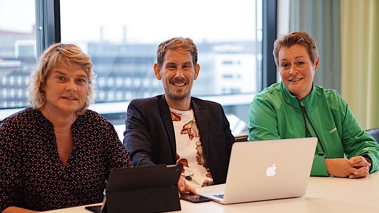 Fr v. Birte Sandberg, Niels Paarup-Petersen och Annette Linander.