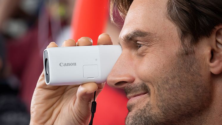 A pocket-sized super-zoom camera that gives users a front-row seat for life’s special moments  