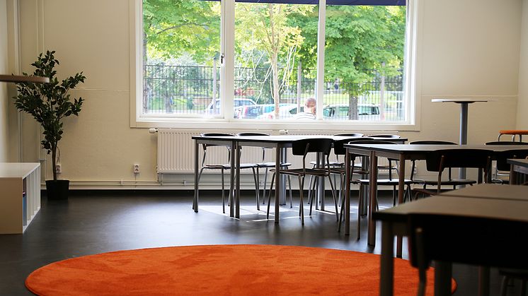 Lärande i Sverige stänger Erlaskolan i Katrineholm