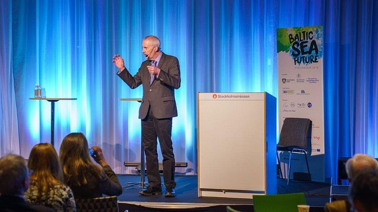 Kevin Noone, professor i kemisk meteorologi, var en av talarna på kongressen Baltic Sea Future