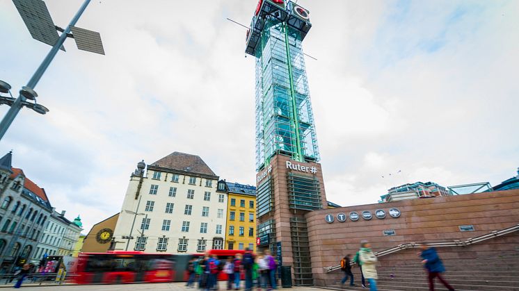 Jubilant: Kundesenteret på Jernbanetorget fyller 30 år. Mens det gamle kundesenteret oppgraderast finner du kundesenteret i nytt lokale ved Oslo S. Foto: Bonanza/Ruter