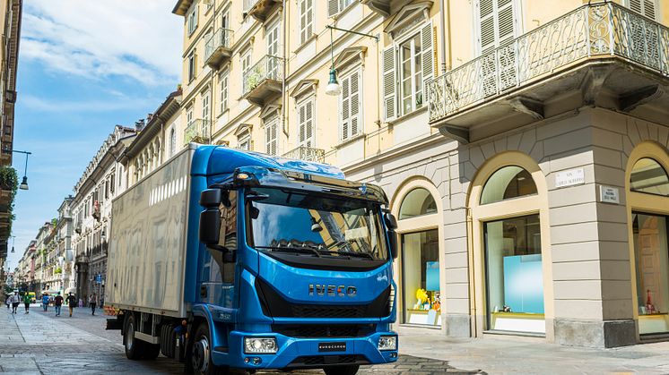 Iveco Eurocargo, som blevet kåret som "International Truck of the Year 2016", vises frem somCNG drevet model, på det første roadshow i HI-Park, Herning, mandag d. 9. maj.