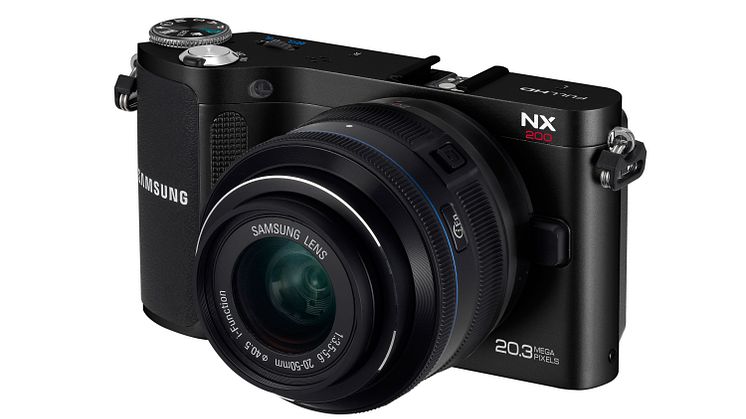 Camera NX200