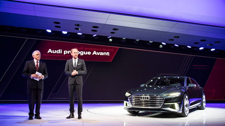 Prof. Dr.-Ing. Ulrich Hackenberg (Member of the Board of Management of AUDI AG for Technical Development); next to Marc Lichte (Head of Design of AUDI AG); and the Audi prologue Avant on the Geneva Motors