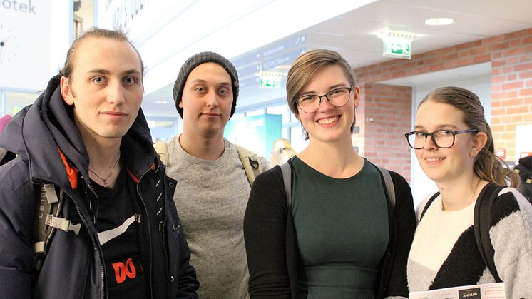 Attraktiva på arbetsmarknaden; blivande lantmäteriingenjörerna Markus Olsson, Oskar Karlsson, Anja Larsson och Linn Nilsen. 