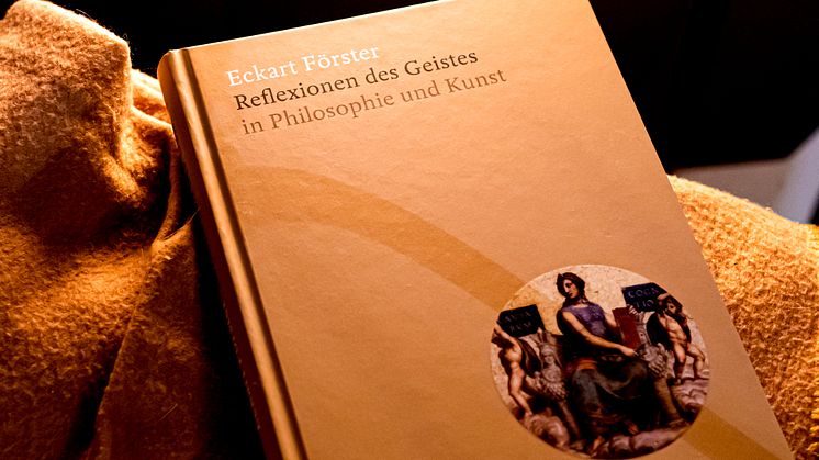 Verlag am Goetheanum: Cover des Buches ‹Reflexionen des Geistes› von Eckart Förster (Foto: Xue Li)