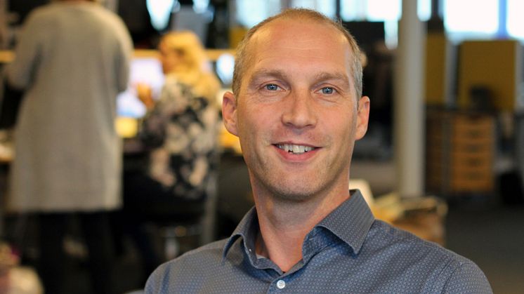 Med vår nya tjänst kan företag utföra säkra betalningar direkt från sitt ekonomisystem, berättar Peter Bergman, produktägare för Hogia OpenBusiness.