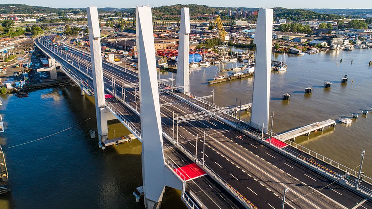 Invigningsperioden för Hisingsbron har pågått sedan bron öppnades för trafik den 9 maj och avslutas den 5 september, då vi välkomnar Hans Majestät Konungen till att inviga Hisingsbron. Bild: Max Hjalmarsson.