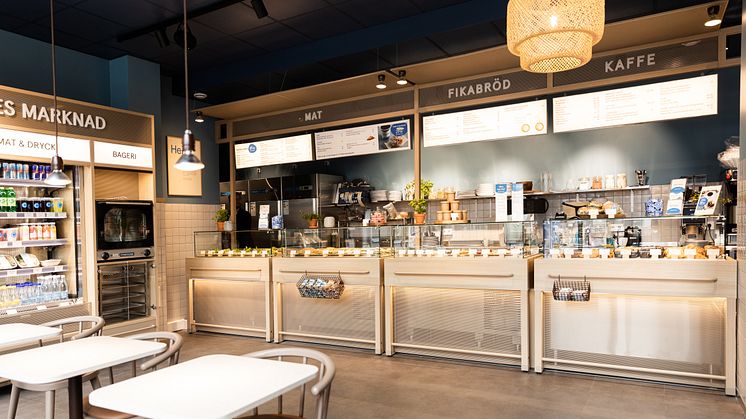 Waynes nya kafé i Enköping 