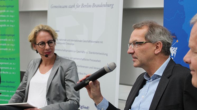 Podiumsdiskussion „Zukunftsbranche Luftverkehr am Standort Berlin Brandenburg“ am 15. Oktober 2016 an der Technischen Hochschule Wildau
