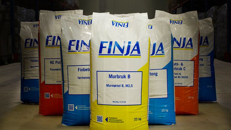 Finja byter till plastsäckar