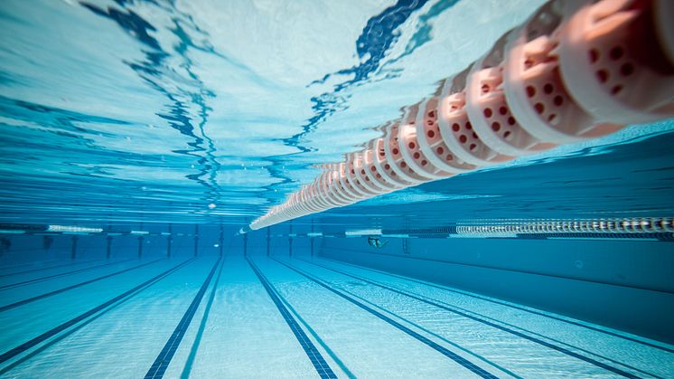 Oplev en sports- og svømmehal med aktiviteter til alle aldre