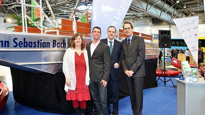 Stadthafen Leipzig startet mit neuen Elektromotorbooten in die Saison 2015