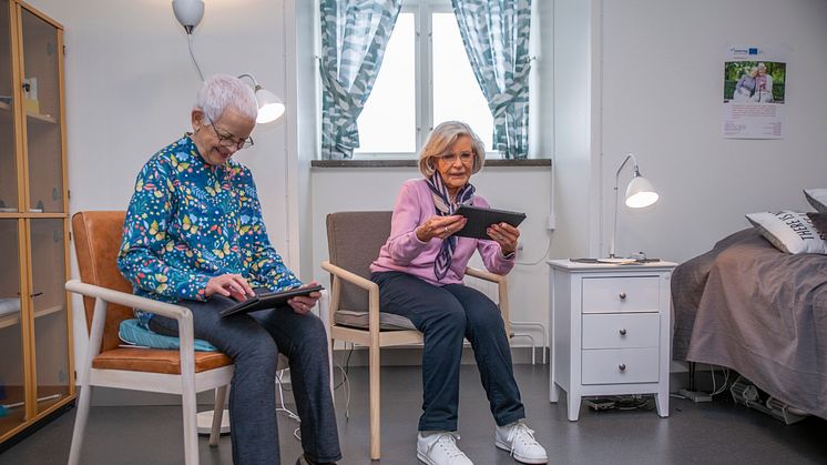 Forskning kring äldre på seniormässan i Skövde