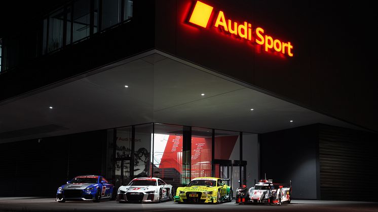 Audi Sport Warm-up 2015: Audi TT cup, Audi R8 LMS, Audi RS 5 DTM, Audi R18 e-tron quattro