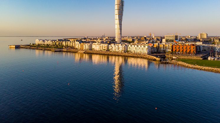 Turning Torsos högsta våning öppnas för allmänheten sommaren 2024. Biljetter kan köpas online, med 30 procent rabatt för HSB Malmös medlemmar.