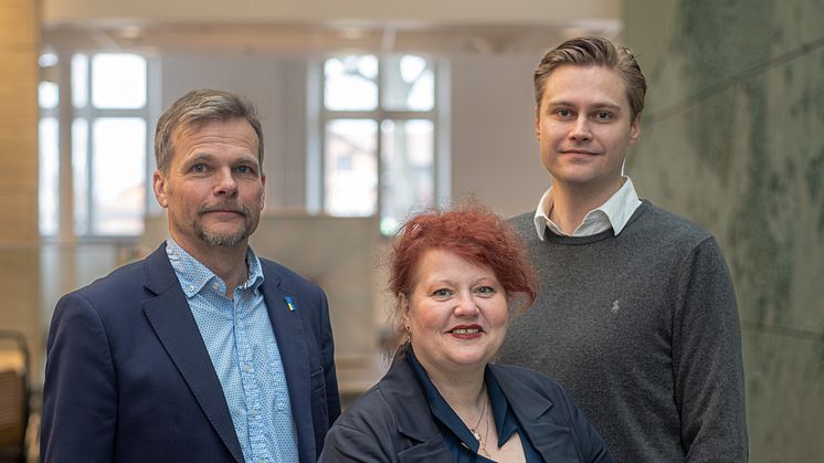 Per Einarsson (KD) ordförande i psykiatri-, habilitering och hjälpmedelsnämnden, Charlotte Hedendahl (L), ledamot, Albin Schyllert (M), 1:e vice ordförande