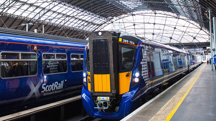 Class 385 arriving at Glasgow Queen Street Station