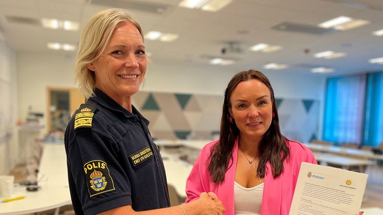 Ulrika Sundström och Linda Larsson_01