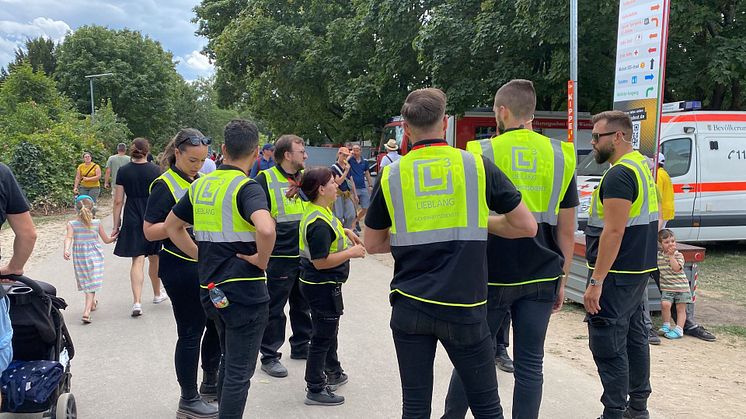 Sicherheitskräfte der LIEBLANG Gruppe am Festival-Sonntag bei DAS FEST in Karlsruhe