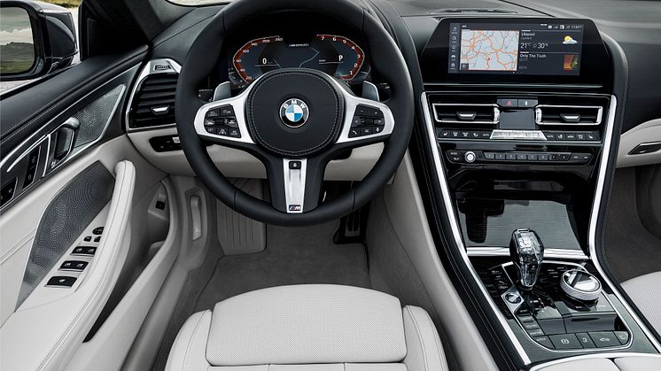 BMW 8-sarjan Cabrio, ohjaamo
