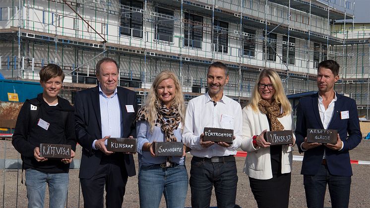 Taklagsfest för Maria Parkskolans nya skollokaler 4 september 2018.