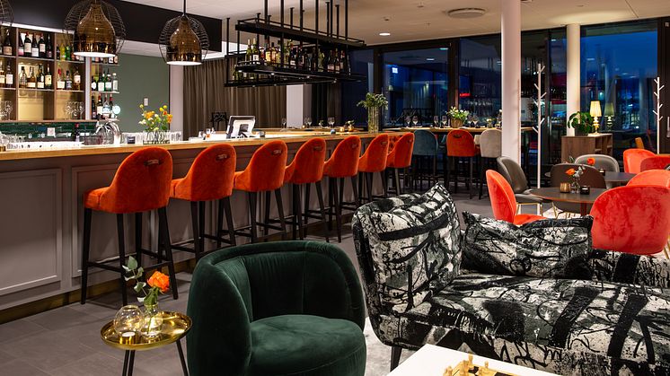 Radisson Blu etablerar sig i Lund och erbjuder nu en cool cocktailbar och ett co-working utrymme.