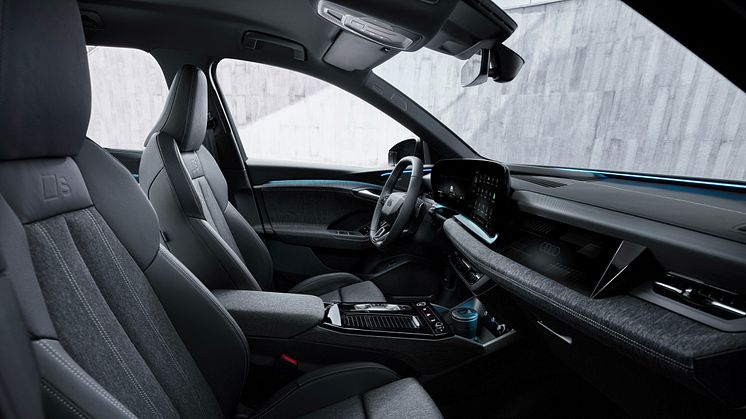 Audi Q6 e-tron (interiør i Elastic Melange stof)