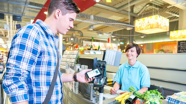 Mobiles Bezahlen mit Visa - an der Supermarktkasse