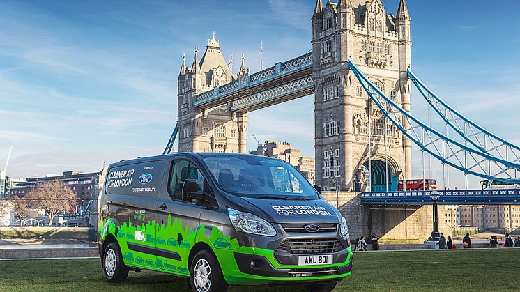 Ford Transit Custom -plug-in-hybridi