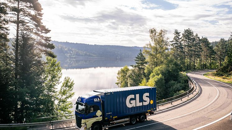 Die vier mit LNG betriebenen Lkw verkehren im Auftrag von GLS Germany im Schwarzwald und im Elsass. © Peter Jülich/GLS Germany