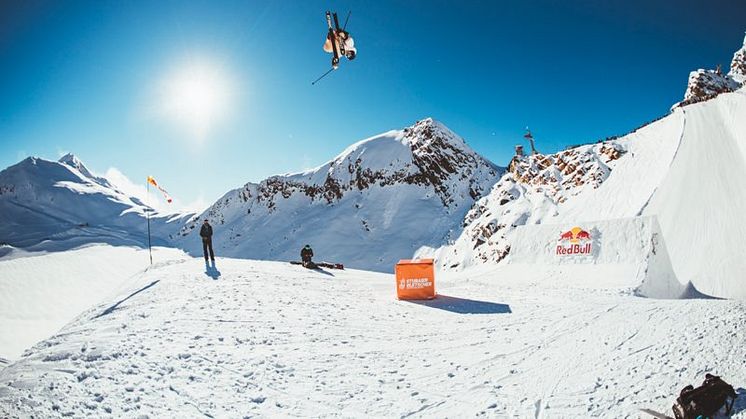 Oliwer Magnusso på världscupen i Stubai, Österrike. Foto: Syo van Vliet