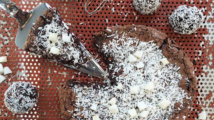 Dubbelgott med Chokladbollskladdkakan från Frödinge som också gör gott 