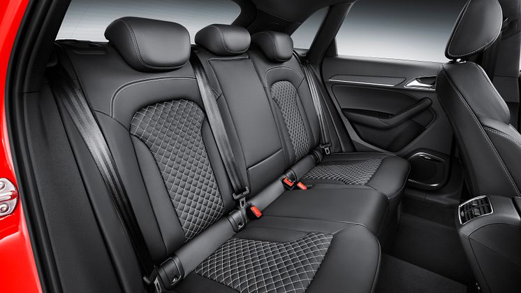 Audi RS Q3 interiör