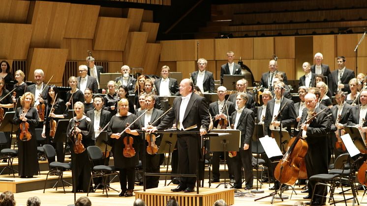 Malmö SymfoniOrkester, MSO, med chefsdirigent Marc Soustrot, i konsertsalen på Malmö Live.