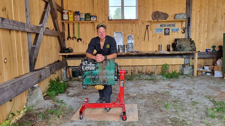Traktormekaniker Stefan Hildingsson tipsar om vad du bör tänka på vid en motorrenovering. I Olsson Parts mekartips ger Stefan värdefulla tips för både proffs och entusiaster.